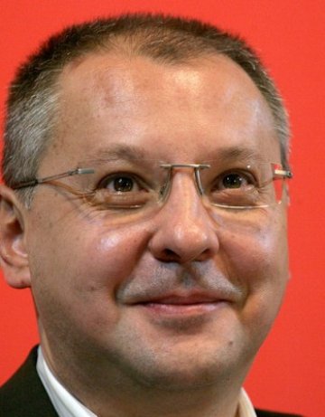 Станишев: Държавата се тресе от скандали заради кадрите на ГЕРБ