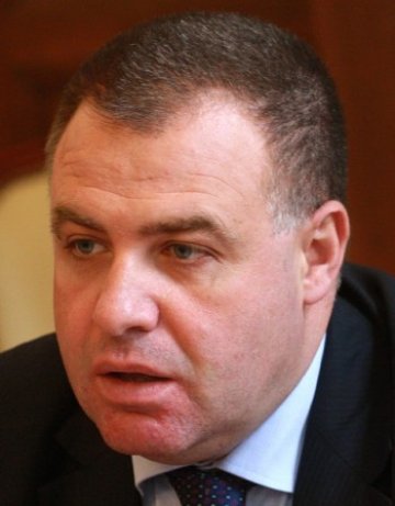 Найденов за Калина: Крадецът вика "дръжте крадеца"!