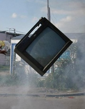 Нещо като нож, нещо като цвете