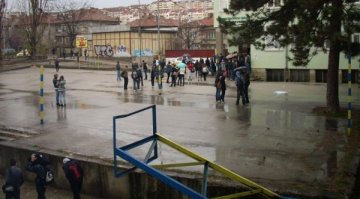 Няма шофьорска книжка без завършен 10-и клас