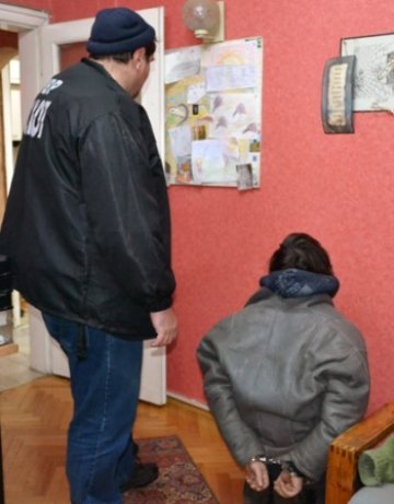 Задържаха мъж, блудствал с 11-годишно момиченце във Варна