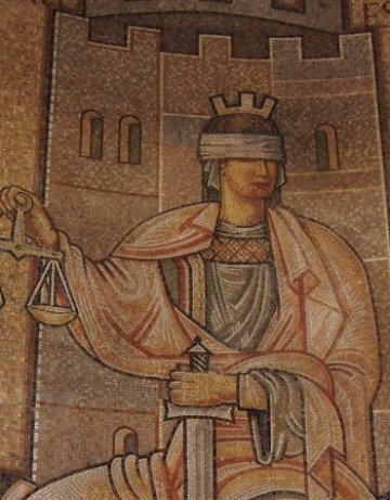 500 лева парична гаранция за измамници в Пловдив