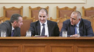 Цветан Цветанов изпаднал в нервна криза "НАП"