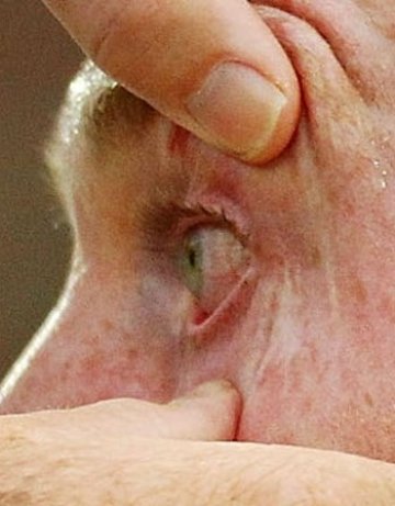 Най-малкият компютър е голям само 1 кв. мм