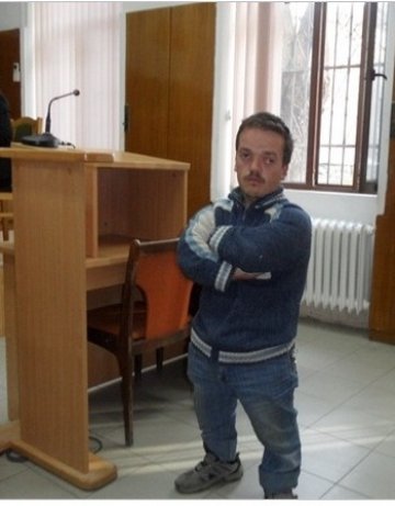11 месеца затвор за мним представител на малките хора в България