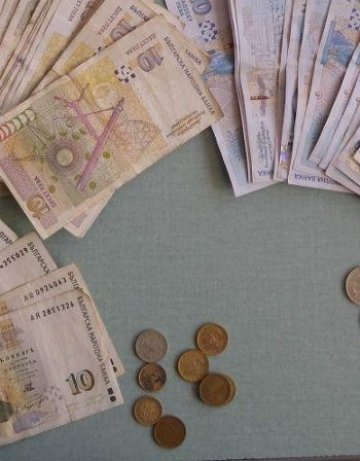 Нотариус предотврати опит за сделка с фалшиви документи