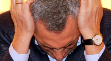 Борисов по стъпките на Царя - сближава се с БСП
