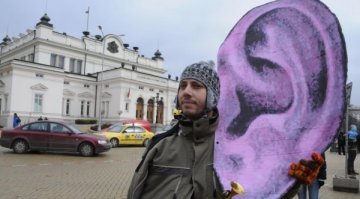 47 млн. лв. сме налели в партиите през 2009 г.