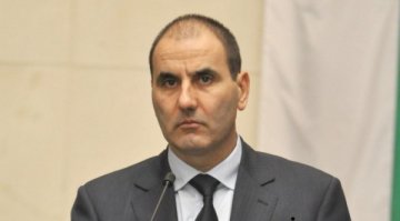 Повече пари за ченгетата. Освободени от данъци