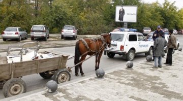 Роми разкостват неуморно столичен завод