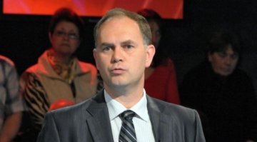 Общинари превърнаха инвалидите в "предизборна дъвка"