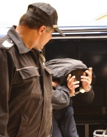 Разбиха банда за кражба на скъпи автомобили