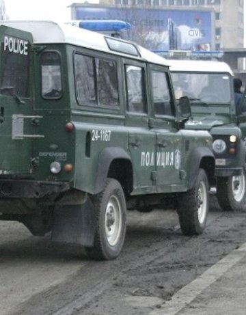 Четирима задържани при операция "Насилниците"