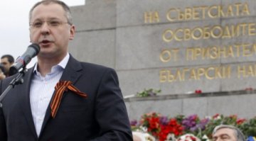 Станишев ще се бори за паметника на Съветската армия