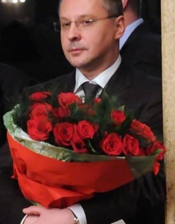 Амбиция тресе БСП: Взимат властта и вдигат доходи