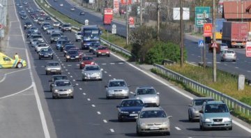 Повечето пътища са сухи