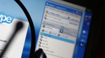 Skype инсталира софтуер, без обаче да иска разрешение