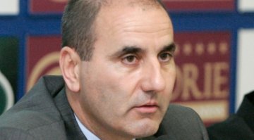 Цветанов очаква докладът на ЕК да убеди Холандия за Шенген