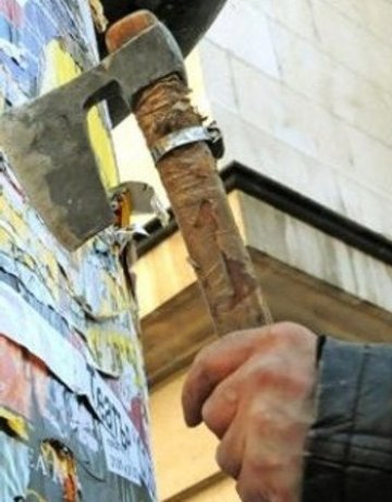 15-годишен вилнее с брадва в клас