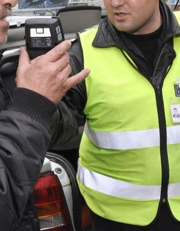 Заловиха 21 пияни шофьори в Пернишко за седмица