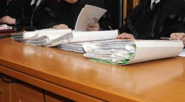 Прокурори и съдии пред "прегряване"