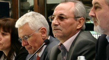 Пуснаха в чужбина големите длъжници