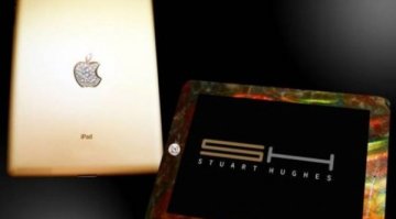 Бижутер създаде iPad 2 от кости от тиранозавър