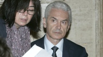 Г-н Фантом и Г-жа Yes не са конкуренти на Сидеров