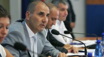 Цветанов се ядоса: Не Дянков определя бюджета!