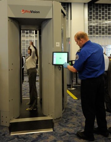 Германия отложи въвеждането на нов тип скенери по летищата