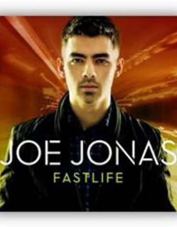 Joe Jonas е готов с дебютния си албум