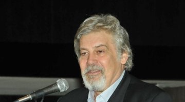 Данаилов иска да го запомнят като актьор, не като политик