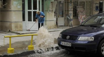 Спират водата на част от  Младост I и Люлин 4