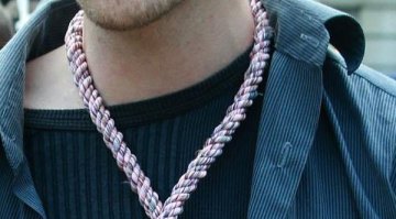 В БАН надянаха въжетата