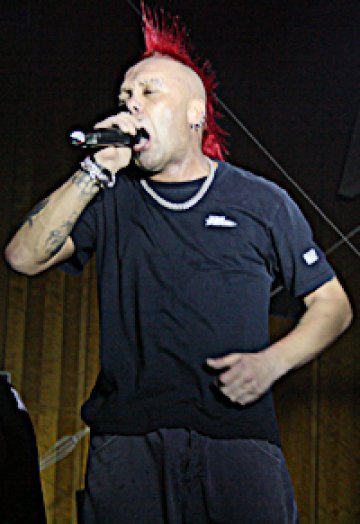 The Exploited  донесоха анархия в София