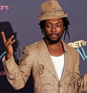 Fantastic на will.i.am преди 4 дни е качена в мрежата и може да се чуе