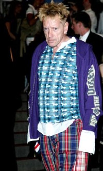 Sex Pistols на гребена на вълната