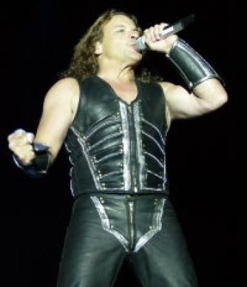 Manowar издават "Live In Kavarna" преди Нова Година
