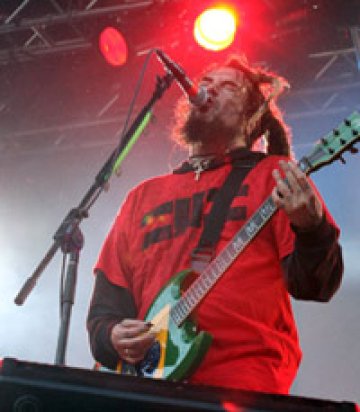Max Cavalera: Ние сме повече пънк, отколкото метъл