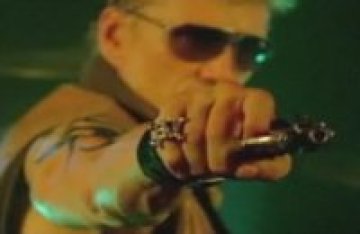 Dolph Lundgren отмъщава за D2