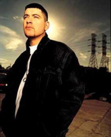 Everast + Cypress Hill + Johnny Cash = смазващ хит. Гледай!