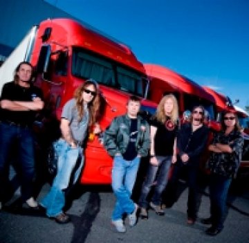 Iron Maiden промотират албум с онлайн игра