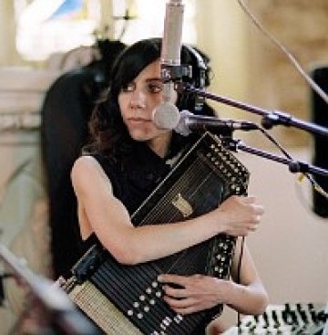 PJ Harvey с пореден видеосингъл от новия албум 