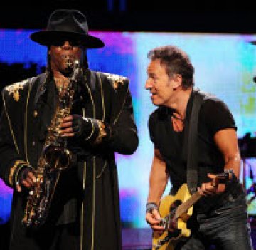 Почина саксофонистът на Bruce Springsteen
