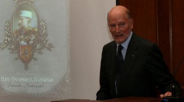 Симеон реди съвети – иска пак „царски кредити”