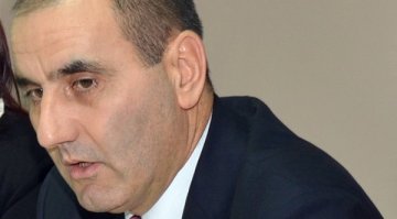 Палежите като мода! Не може така, скочи Цветанов 