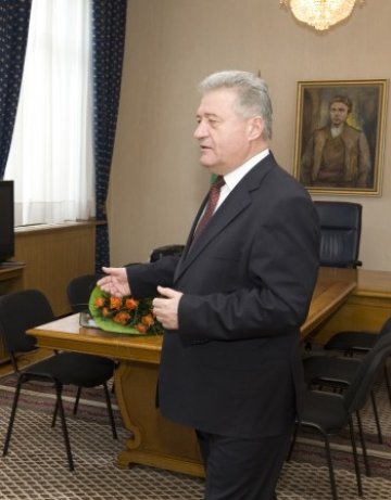 Ангел Марин помилвал над 150 убийци