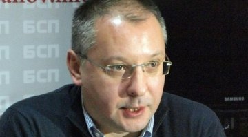 Десницата да спре с манията си за икономии, зове Станишев