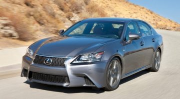 Lexus готви конкурент на M5 и E63 AMG