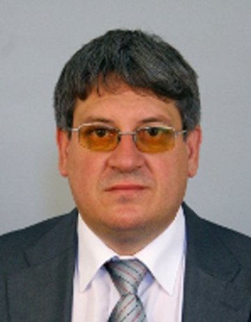 Новият шеф на НЗОК не иска да взима бонуси 